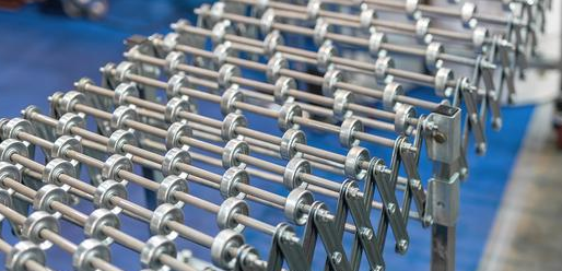 鏈條輸送線有什么特點(diǎn)？