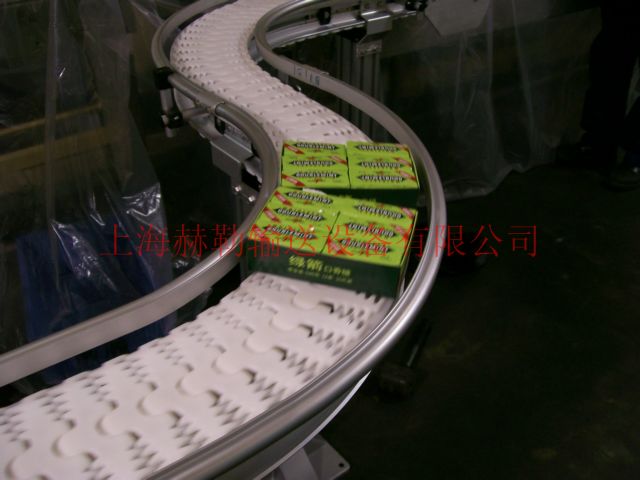 柔性鏈板能停止高精度的運(yùn)動(dòng)，其各鏈節(jié)的磨損伸長平均，能保持十分高的運(yùn)動(dòng)精度。