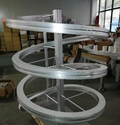 輸送機(jī) 輸送機(jī)